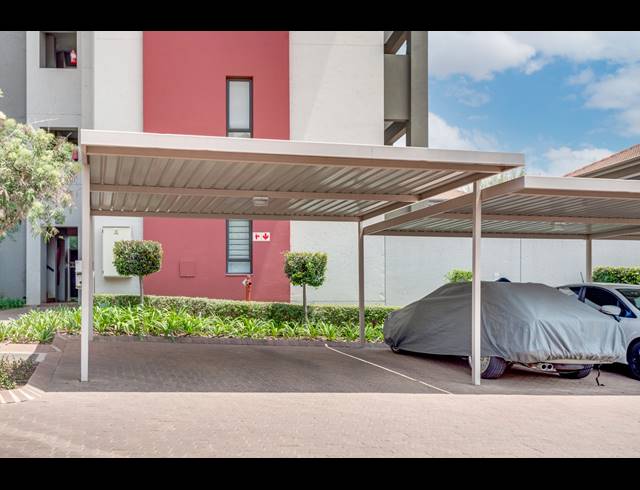 1 BEDROOM APARTMENT FOR SALE IN LONEHILL